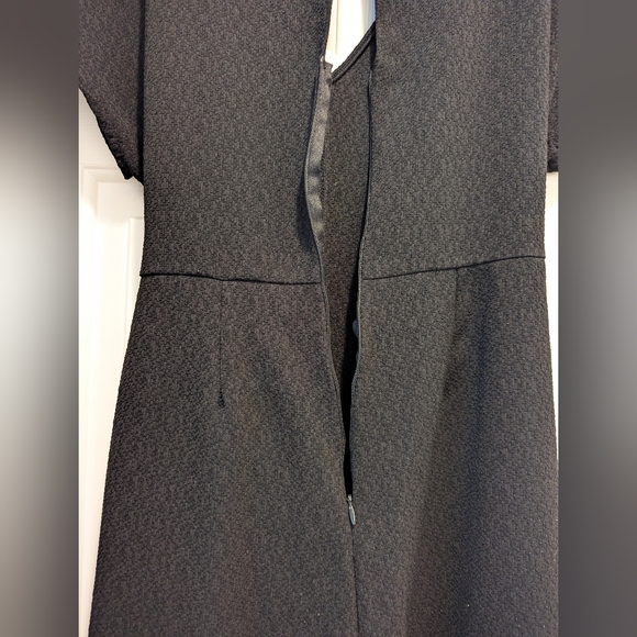LUSH Black Tie Front Tapered Leg Jumpsuit Keyhole Back Women’s Size XS - Picture 7 of 10